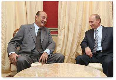 Председатель Правительства РФ В.В.Путин встретился с бывшим президентом Франции Ж.Шираком