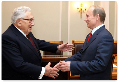 Prime Minister Vladimir Putin met with the former US Secretary of State Henry Kissinger