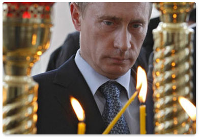 Russian Prime Minister Vladimir Putin laid flowers at the Eternal Flame Monument and visited the St George’s Church at the Kursk Bulge Memorial Complex