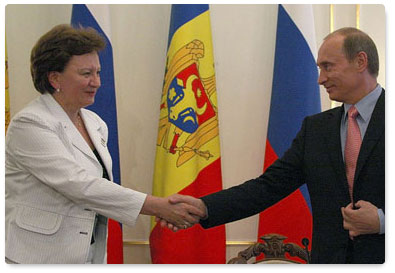 Prime Minister Vladimir Putin met with Prime Minister of the Republic of Moldova Zinaida Greceanii