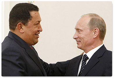 Prime Minister Vladimir Putin met with Venezuelan President Hugo Chávez