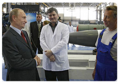 Prime Minister Vladimir Putin visited the Moscow engineering plant Avangard|28 july, 2008|15:00