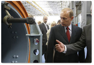 Prime Minister Vladimir Putin visited the Moscow engineering plant Avangard