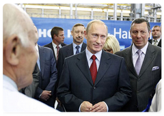 Prime Minister Vladimir Putin visited the Moscow engineering plant Avangard|28 july, 2008|15:00