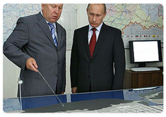 В.В.Путин провел рабочую встречу с губернатором Нижегородской области В.П.Шанцевым|24 июля, 2008|21:00