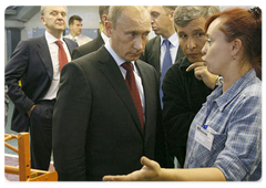В.В. Путин посетил новый производственный комплекс «Группы Газ»|24 июля, 2008|23:00