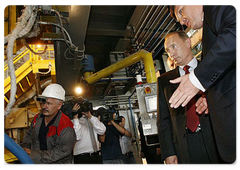 Russian Prime Minister Vladimir Putin visited the foundry and rolling facility under construction during his trip to the Nizhny Novgorod Region|24 july, 2008|19:00