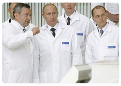 Vladimir Putin visited the machine-building plant «Elemach» in the town of Elektrostal|29 july, 2008|15:20