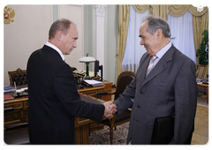 Prime Minister Vladimir Putin held a meeting with Mintimer Shaimiyev, President of the Republic of Tatarstan|19 august, 2008|19:00