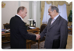 Prime Minister Vladimir Putin held a meeting with Mintimer Shaimiyev, President of the Republic of Tatarstan