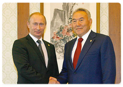 During his visit to the People's Republic of China Prime Minister Vladimir Putin had a meeting with President of Kazakhstan Nursultan Nazarbayev|8 august, 2008|23:30