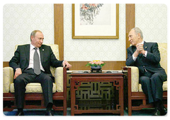 В рамках рабочего визита в КНР Председатель Правительства РФ В.В.Путин встретился с президентом Израиля Ш.Пересом|8 августа, 2008|23:30