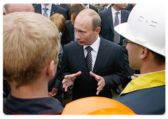 В.В. Путин, находящийся с рабочей поездкой в Северо-Западном федеральном округе, побывал на производственном объединении Севмаш|11 июля, 2008|17:30