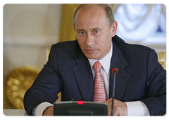 Prime Minister Vladimir Putin met the leaders of the Federation Council|16 july, 2008|16:00