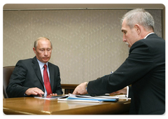 Prime Minister Vladimir Putin met with Ulyanovsk Region Governor Sergei Morozov|9 september, 2008|21:30