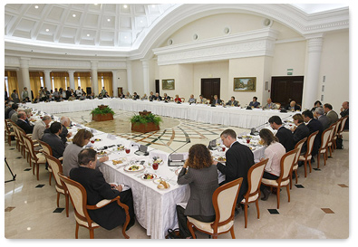 Prime Minister Vladimir Putin met with members of the Valdai International Discussion Club