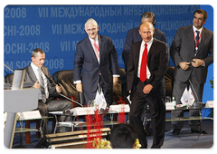 Председатель Правительства Российской Федерации В.В.Путин выступил на пленарном заседании VII Международного инвестиционного форума «Сочи-2008»|19 сентября, 2008|13:00