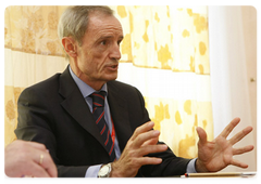 Jean-Claude Killy, chairman of the IOC’s Coordination Commission for the Sochi 2014 Winter Olympic Games at a meeting with Vladimir Putin|19 september, 2008|16:00