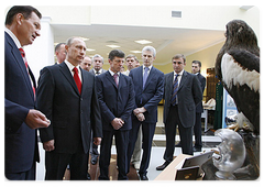 Prime Minister Vladimir Putin met with students and staff of Far Eastern State University|1 september, 2008|08:30
