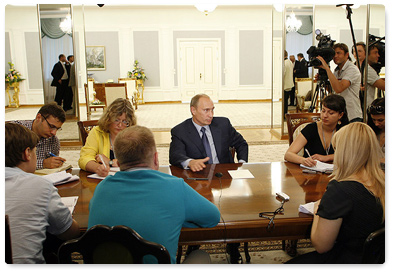 After his working visit to Uzbekistan Prime Minister Vladimir Putin answered questions from journalists