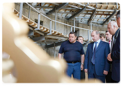 Mr Putin visited a musical theatre under construction|4 september, 2008|15:00