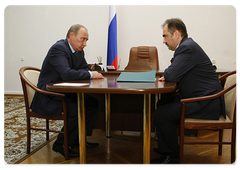 Prime Minister Vladimir Putin had a meeting with the head of the Russian Pension Fund, Anton Drozdov|8 september, 2008|15:40