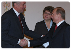 Prime Minister Vladimir Putin held a meeting with Mirek Topolánek, the Prime Minister of the Czech Republic, which currently holds the rotating presidency of the European Union|10 january, 2009|13:00