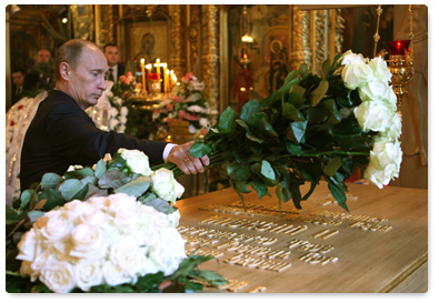 Vladimir Putin attended a memorial service for Patriarch Alexy II at Moscow’s Cathedral of the Epiphany