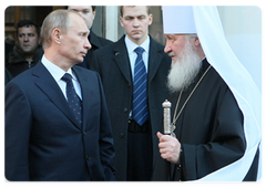 Vladimir Putin attended a memorial service for Patriarch Alexy II at Moscow’s Cathedral of the Epiphany|13 january, 2009|16:00