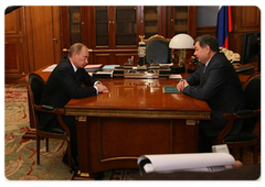 Vladimir Putin met with Kaluga Region Governor Anatoly Artamonov|13 january, 2009|18:00