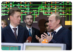 Prime Minister Vladimir Putin visited the Gazprom central production and control department.|13 january, 2009|22:00