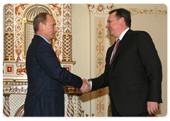 Prime Minister Vladimir Putin held a meeting with Kyrgyz Prime Minister Igor Chudinov|14 january, 2009|20:00