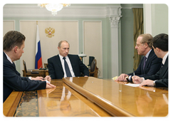 Vladimir Putin had a working meeting with Eni CEO Paolo Scaroni, which was also attended by Deputy Prime Minister Igor Sechin and Gazprom CEO Alexei Miller|15 january, 2009|21:00