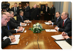 В.В.Путин встретился с главами европейских энергетических компаний – итальянской «ЭНИ», германской «Рургаз» и французской «Газ де Франс»|16 января, 2009|20:16