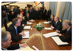 В.В.Путин встретился с главами европейских энергетических компаний – итальянской «ЭНИ», германской «Рургаз» и французской «Газ де Франс»|16 января, 2009|20:20