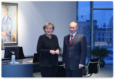Prime Minister Vladimir Putin held talks with German Chancellor Angela Merkel