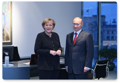 Председатель Правительства Российской Федерации В.В.Путин провел переговоры с Федеральным Канцлером Федеративной Республики Германия А.Меркель