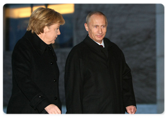 Председатель Правительства Российской Федерации В.В.Путин провел переговоры с Федеральным Канцлером Федеративной Республики Германия А.Меркель|16 января, 2009|21:36