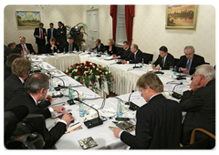 Встреча с главными редакторами ведущих германских СМИ|17 января, 2009|04:29