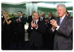 В рамках приема от имени В.В.Путина в честь участников и гостей Всемирного экономического форума состоялась беседа Председателя Правительства России с бывшим Президентом США Б.Клинтоном|28 января, 2009|23:45