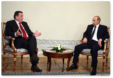 Prime Minister Vladimir Putin meets with Gerhard Schroeder, Nord Stream AG Shareholders’ Committee head