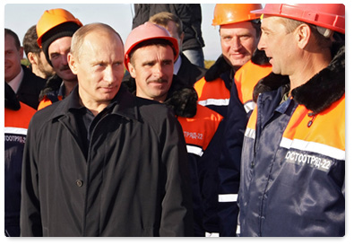 В.В.Путин принял участие в церемонии открытия мостового перехода через Оку