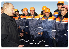 Председатель Правительства Российской Федерации В.В.Путин, находящийся с рабочей поездкой во Владимирской области, принял участие в церемонии открытия мостового перехода через Оку|1 октября, 2009|19:02