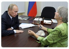 Prime Minister Vladimir Putin met with visitors to the Public Reception Office of the United Russia Party Chairman|1 october, 2009|20:37