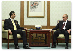В.В.Путин встретился в рамках заседания Совета глав правительств государств-членов ШОС с Премьер-министром Пакистана Юсуфом Реза Гиллани