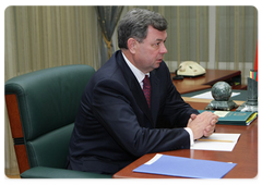 Governor of the Kaluga Region Anatoly Artamonov with Prime Minister Vladimir Putin|20 october, 2009|19:26