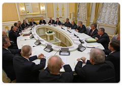 Prime Minister Vladimir Putin with German business leaders|21 october, 2009|15:36