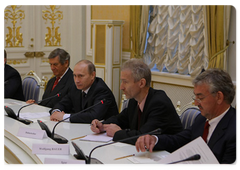 Prime Minister Vladimir Putin with German business leaders|21 october, 2009|15:36