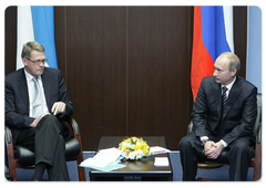 Vladimir Putin met with Finnish Prime Minister Matti Vanhanen|25 october, 2009|15:15