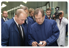 Russian Prime Minister Vladimir Putin visiting Zelenograd, where he familiarised himself with the city’s largest companies – NIIME i Mikron and Binnofarm|9 october, 2009|15:03